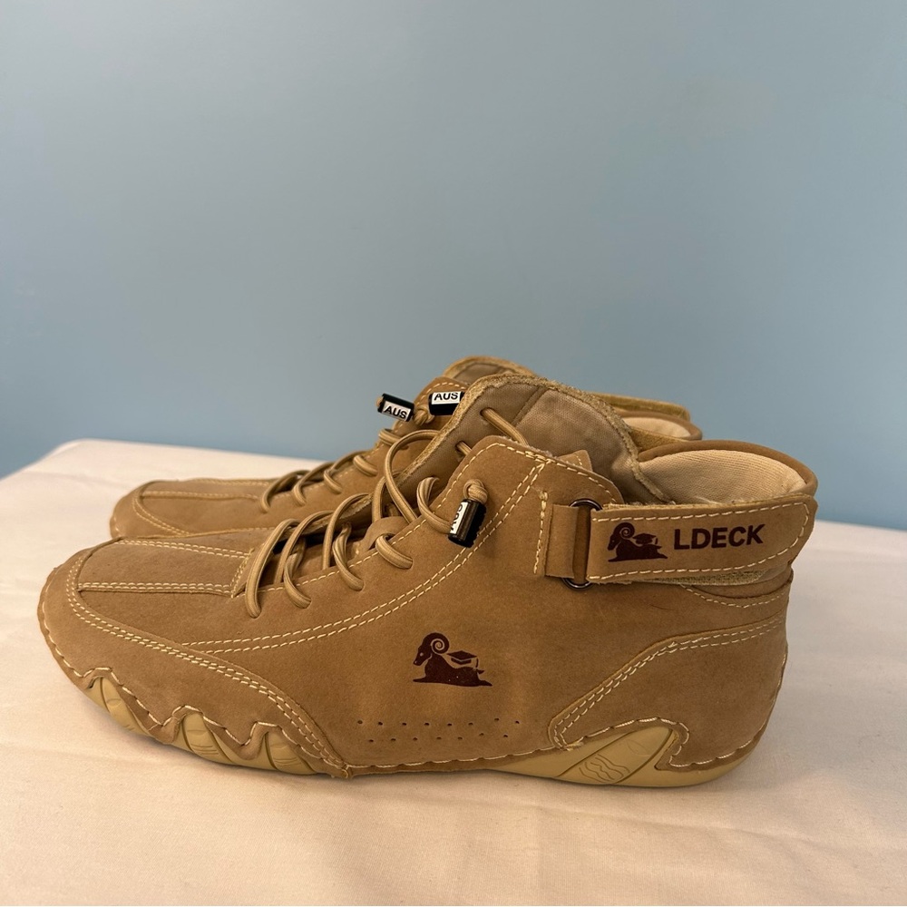 LDECK AUS Unisex Size 34 Tan leather boots